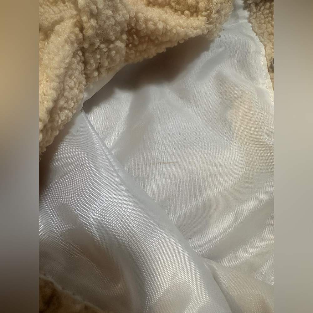 Cozy Cream Sherpa Tote Bag - Picture 6 of 8